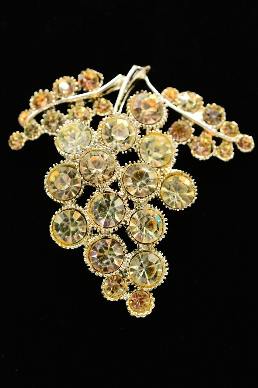 VIntage Grape Pin Brooch Multi-Color Rhinestone Crystal Gold Tone Chunky BinJ